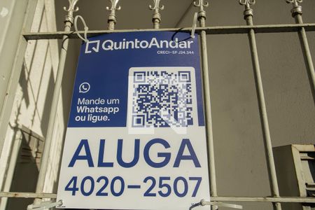 Placa de casa para alugar com 2 quartos, 60m² em Vila Cisper, São Paulo