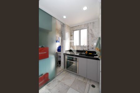 Cozinha de apartamento para alugar com 1 quarto, 42m² em Pinheiros, São Paulo