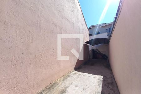 Garagem  de casa à venda com 3 quartos, 291m² em Vila Joaquim Inacio, Campinas