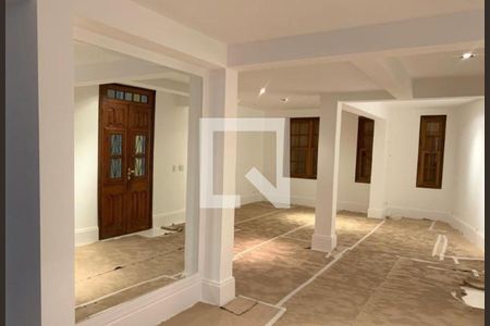 Foto 10 de casa à venda com 5 quartos, 300m² em Jardim Sarah, São Paulo