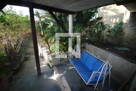 Quintal de casa para alugar com 3 quartos, 357m² em Brás de Pina, Rio de Janeiro