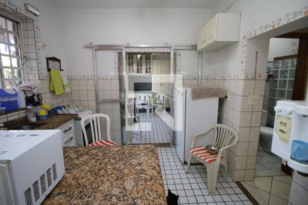 Cozinha de casa para alugar com 3 quartos, 357m² em Brás de Pina, Rio de Janeiro