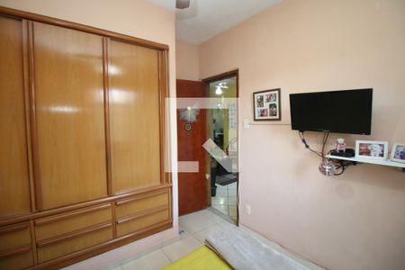 Quarto 1 de casa à venda com 3 quartos, 119m² em Brás de Pina, Rio de Janeiro