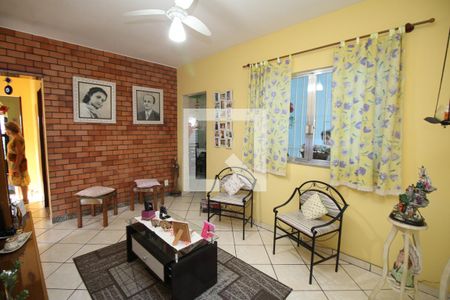 Sala de casa à venda com 3 quartos, 119m² em Brás de Pina, Rio de Janeiro