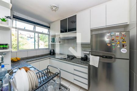 Apartamento à venda com 120m², 4 quartos e 2 vagas Apartamento à venda com 120m², 4 quartos e 2 vagasCozinha