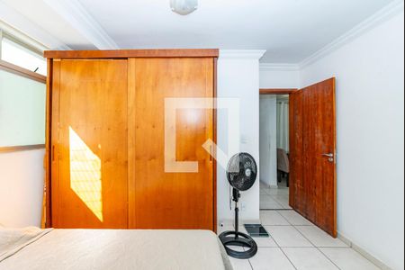 Apartamento à venda com 120m², 4 quartos e 2 vagas Apartamento à venda com 120m², 4 quartos e 2 vagasQuarto 3