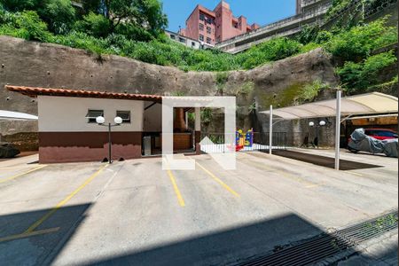 Apartamento à venda com 120m², 4 quartos e 2 vagas Apartamento à venda com 120m², 4 quartos e 2 vagasÁrea comum