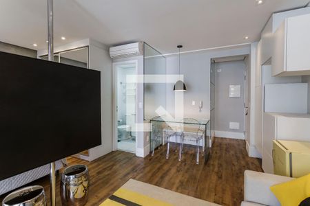Sala/Quarto de kitnet/studio à venda com 1 quarto, 47m² em Vila Olímpia, São Paulo