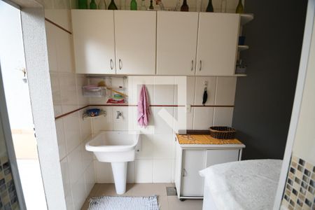 Área de Serviço de casa à venda com 3 quartos, 260m² em Parque das Flores, Campinas
