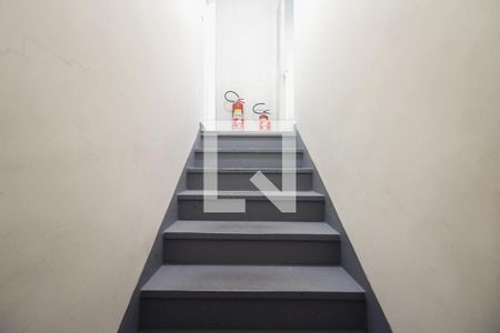 Casa à venda com 50m², 1 quarto e sem vaga Casa à venda com 50m², 1 quarto e sem vagaEntrada