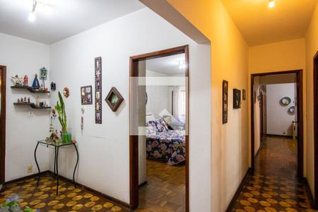 Corredor de casa para alugar com 5 quartos, 425m² em Campestre, Santo André