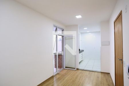 Sala de apartamento para alugar com 2 quartos, 55m² em Lagoinha, Belo Horizonte