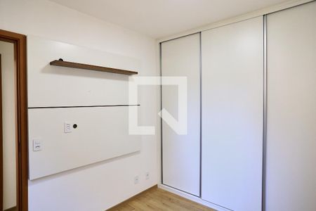 Quarto de apartamento para alugar com 2 quartos, 55m² em Lagoinha, Belo Horizonte