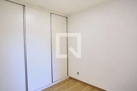 Quarto de apartamento para alugar com 2 quartos, 55m² em Lagoinha, Belo Horizonte