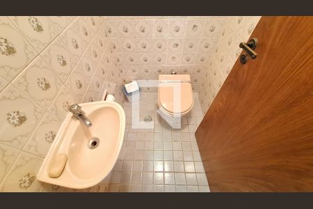 Lavabo de apartamento à venda com 3 quartos, 100m² em Vila Ipojuca, São Paulo