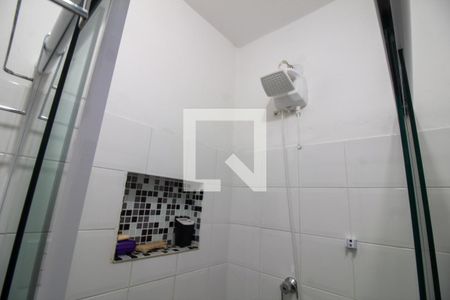Banheiro de kitnet/studio para alugar com 1 quarto, 29m² em Campo Belo, São Paulo