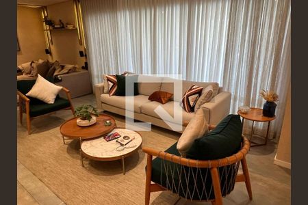Apartamento à venda com 3 quartos, 182m² em Santa Teresinha, São Paulo