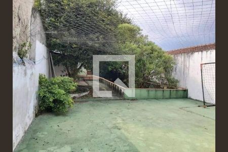 Casa à venda com 3 quartos, 200m² em Vila Constança, São Paulo