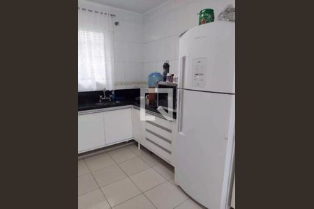 Casa à venda com 3 quartos, 200m² em Vila Constança, São Paulo