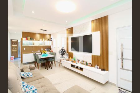 Sala de casa à venda com 2 quartos, 140m² em Vila Gustavo, São Paulo