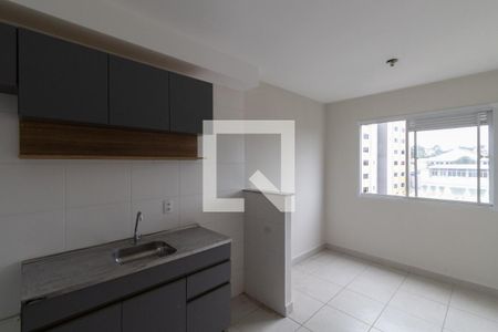 Sala/Cozinha de apartamento à venda com 2 quartos, 33m² em Itaquera, São Paulo
