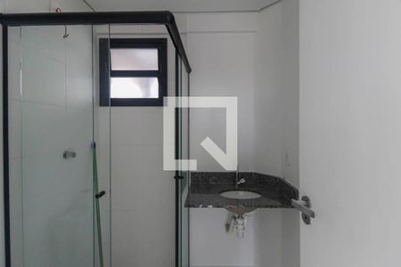 Banheiro de kitnet/studio à venda com 1 quarto, 37m² em Vila Ivone, São Paulo