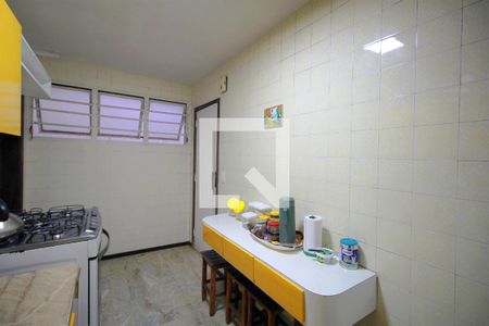 Cozinha de apartamento à venda com 4 quartos, 185m² em São Pedro, Belo Horizonte