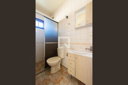 Banheiro de casa de condomínio à venda com 1 quarto, 65m² em Nossa Senhora das Gracas, Canoas