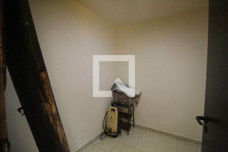 Casa de condomínio à venda com 160m², 3 quartos e 3 vagasQuarto de Serviço