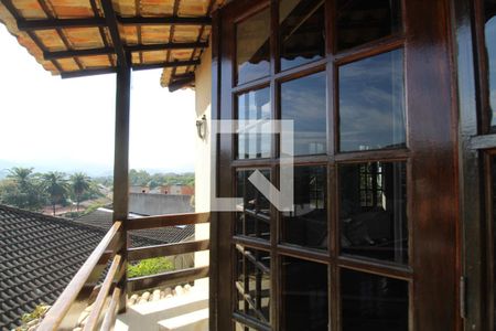 Casa de condomínio à venda com 160m², 3 quartos e 3 vagasVaranda da Suíte