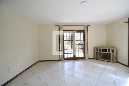 Sala de casa de condomínio à venda com 3 quartos, 160m² em Taquara, Rio de Janeiro