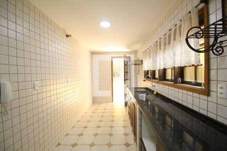 Casa de condomínio à venda com 160m², 3 quartos e 3 vagasCozinha