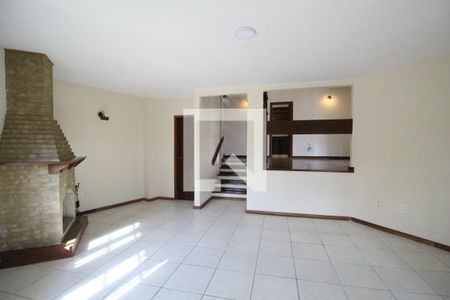 Sala de casa de condomínio à venda com 3 quartos, 160m² em Taquara, Rio de Janeiro