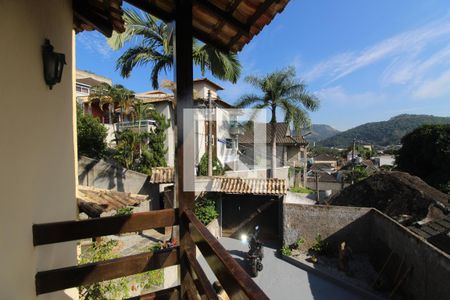 Casa de condomínio à venda com 160m², 3 quartos e 3 vagasVaranda da Suíte