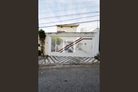 Fachada de casa à venda com 3 quartos, 380m² em Jardim Santa Mena, Guarulhos