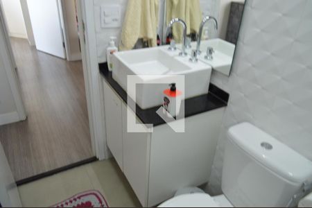 Apartamento à venda com 55m², 2 quartos e 1 vagaBanheiro 2