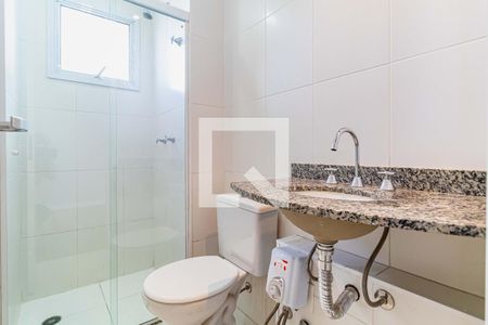 Banheiro de kitnet/studio para alugar com 1 quarto, 35m² em Vila Gomes, São Paulo