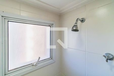 Banheiro de kitnet/studio para alugar com 1 quarto, 35m² em Vila Gomes, São Paulo