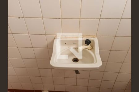 Banheiro de apartamento para alugar com 1 quarto, 55m² em Piedade, Rio de Janeiro