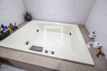 Banheiro da Suíte 1 de apartamento à venda com 4 quartos, 390m² em Alphaville, Santana de Parnaíba