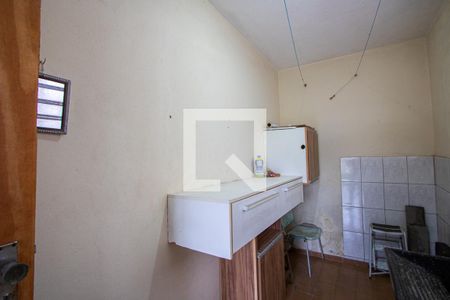 Área de serviço de casa à venda com 3 quartos, 240m² em Condomínio Maracanã, Santo André
