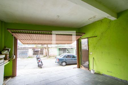 Garagem de casa à venda com 3 quartos, 240m² em Condomínio Maracanã, Santo André