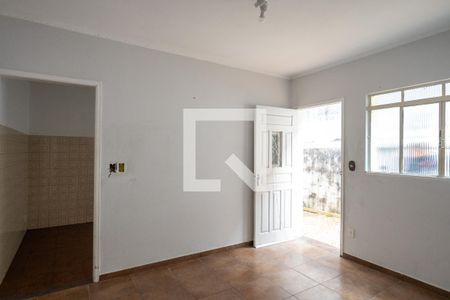 Sala de casa à venda com 1 quarto, 210m² em Jardim Maria Estela, São Paulo