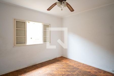 Quarto 1 de casa à venda com 1 quarto, 210m² em Jardim Maria Estela, São Paulo