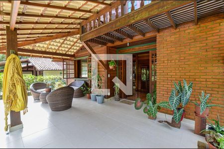 Casa à venda com 4 quartos, 197m² em Pendotiba, Niterói