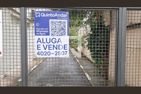 Casa à venda com 119m², 2 quartos e 1 vaga Casa à venda com 119m², 2 quartos e 1 vagaFachada - Placa instalada