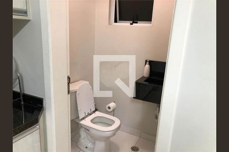 Casa à venda com 3 quartos, 193m² em Vila Carrão, São Paulo