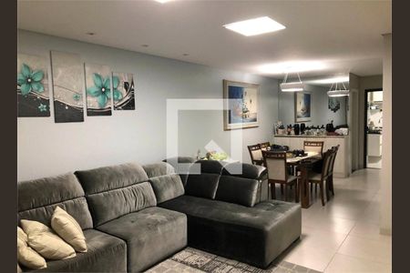 Casa à venda com 3 quartos, 193m² em Vila Carrão, São Paulo