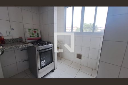 Cozinha de apartamento para alugar com 2 quartos, 48m² em Jardim Casa Branca, Suzano