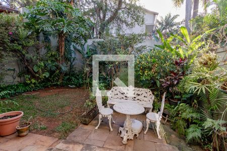 Varanda Sala de casa à venda com 3 quartos, 180m² em Campo Belo, São Paulo